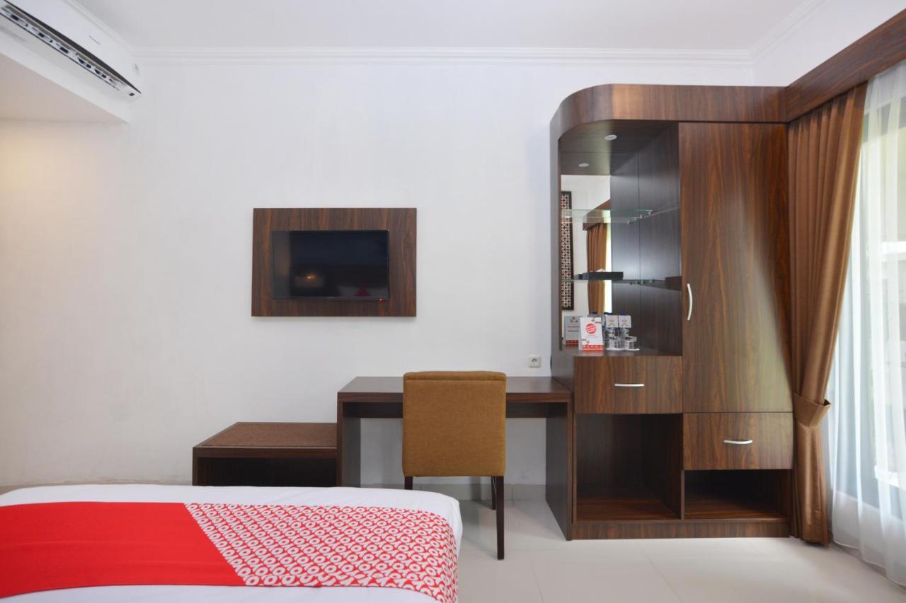 The Edwin Syariah Hotel Ngabean Екстериор снимка