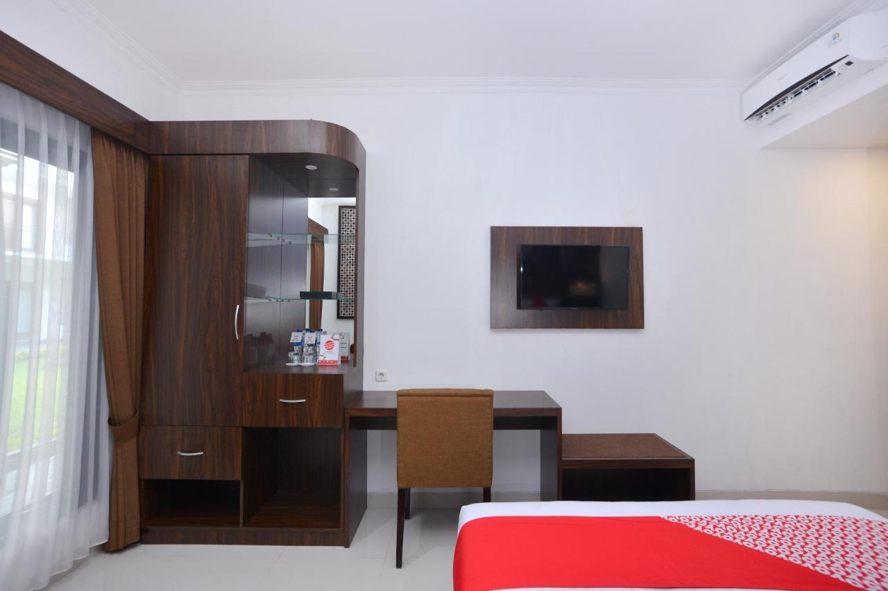 The Edwin Syariah Hotel Ngabean Екстериор снимка